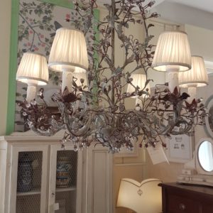 Lampadario in ferro e perle Swarovsky a sei luci.Arredamento classico contemporaneo Siena e Firenze