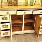 Credenza dispensa porta pasta in legno massello , laccata bianca con piano in legno. Mobili country Siena e Firenze (3)