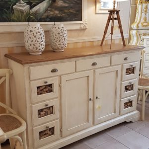 Credenza dispenza, porta pasta in legno tiglio massello, laccata bianca con piano in legno. Mobili country Siena e Firenze