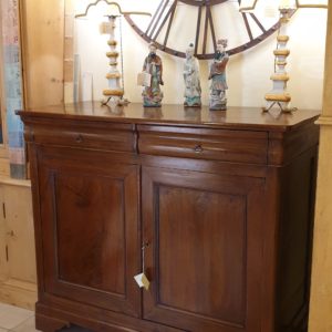 Credenza antica metà '800 in noce massello Luigi Filippo stile Cappuccino.Mobili antichi Siena e Firenze