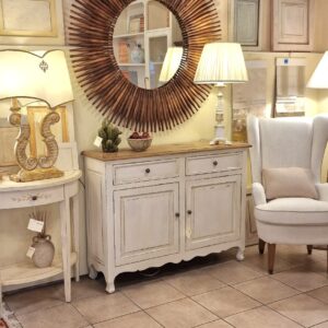 Credenza in legno di olmo laccata a mano con piano naturale in olmo antico. Mobili country Siena e Firenze