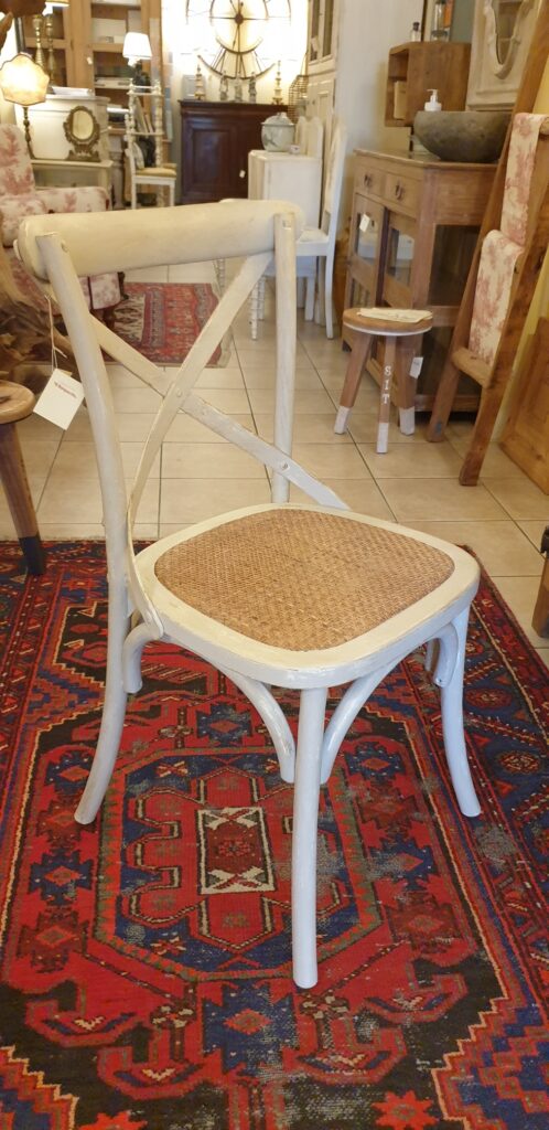 Sedia in olmo laccata a mano. Mobili country Siena e Firenze