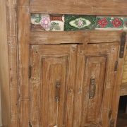 Credenza in legno di teak primi '900 decapè con maioliche originali. Mobili antichi Siena e Firenze (12)