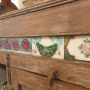 Credenza in legno di teak primi '900 decapè con maioliche originali. Mobili antichi Siena e Firenze (14)