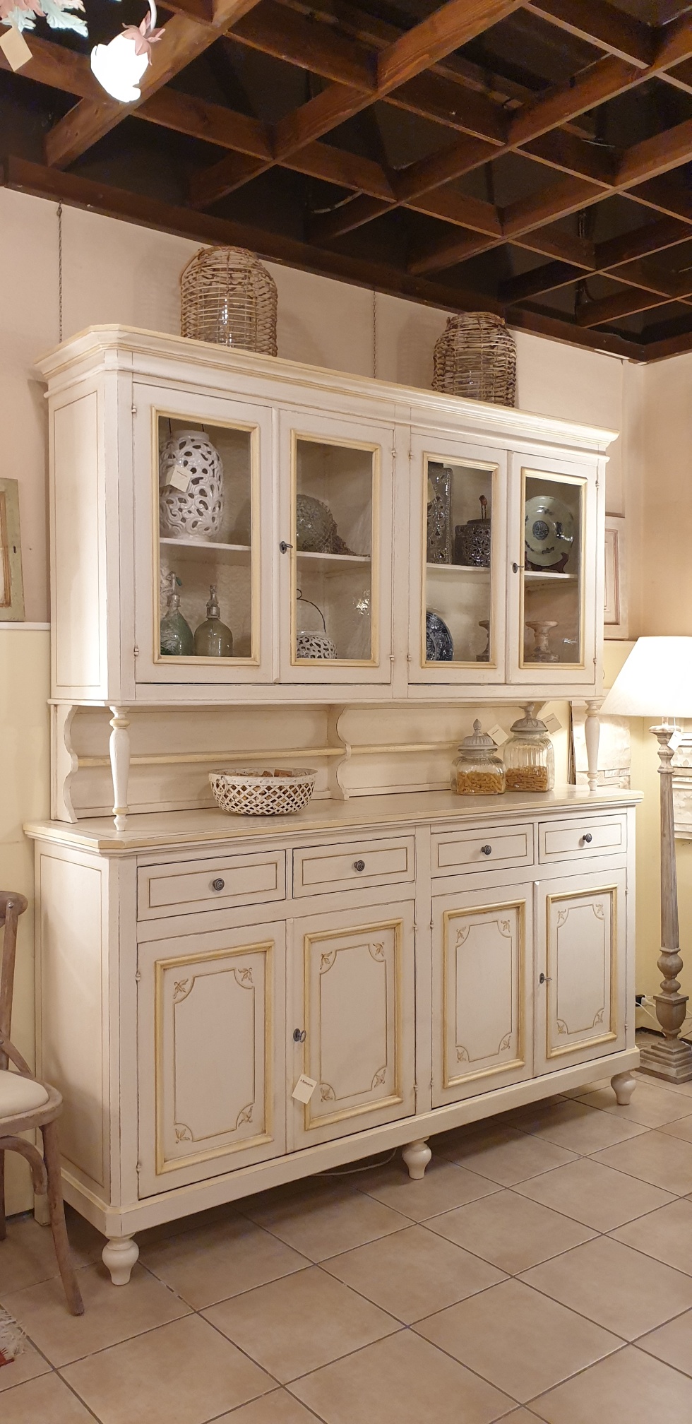 CREDENZA IN LEGNO CLASSICA SOGGIORNO ANTE CON DECORO A RILIEVO