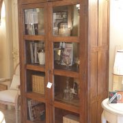 Vetrina libreria antica in legno di olmo a due ante dei primi del '900. Mobili antichi Siena e Firenze (9)