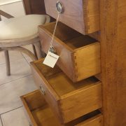 Scrittoio in legno di ciliegio naturale invecchiato 1+4 cassetti. Aperti. Arredamento classico contemporaneo Siena e Firenze