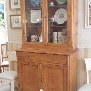 Credenza con alzata a vetrina toscana antica fine '800i n legno di larice naturale. Mobili antichi Siena e Firenze (8)