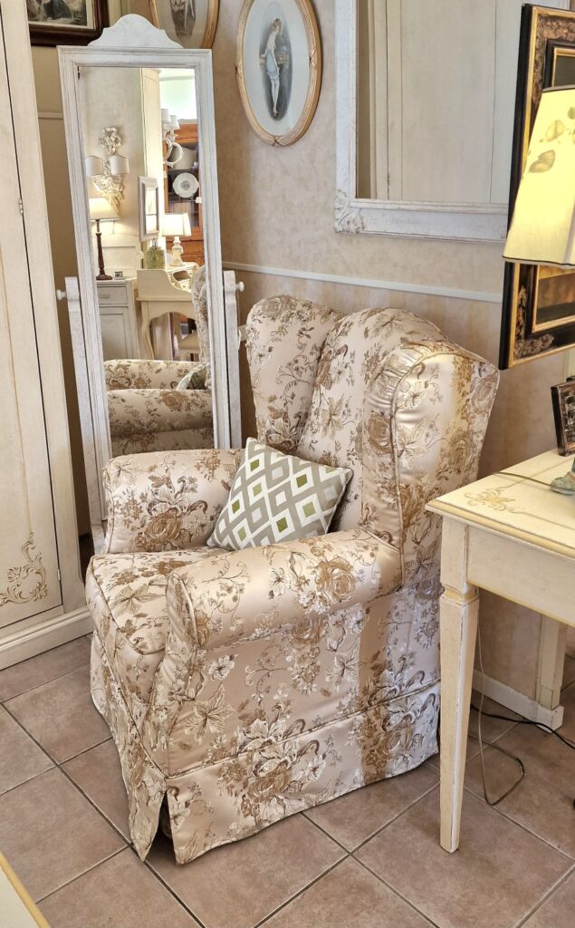 Poltrona Bergere modello Fresia sfoderabile. Arredamento classico contemporaneo Siena e Firenze.