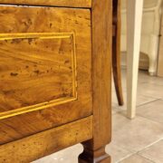 Cassettone Toscano Luigi XVI in legno di noce massello intarsiato metà '800. Mobili antichi Siena e Firenze (3)