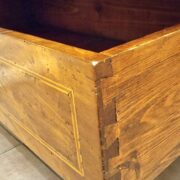 Cassettone Toscano Luigi XVI in legno di noce massello intarsiato metà '800. Mobili antichi Siena e Firenze (5)