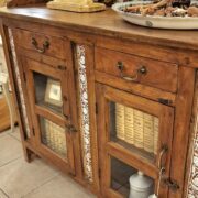 Credenza Vetrina antica in legno di teak con maioliche originali fine '800. Mobili antichi Siena e Firenze (7)