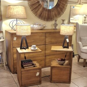 Comodini doppio piano e cassetto in legno di tiglio massello. Arredamento classico contemporaneo su misura Siena e Firenze .