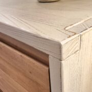 Comò cassettone 4 cassetti con chiusura ammortizzata in legno di tiglio massello spazzolato bicolore. Arredamento classico contemporaneo Siena e Firenze. (5)