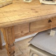 Scrittoio Toscano in legno di larice metà '800 con un cassetto. Mobili antichi Siena e Firenze (6)