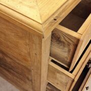 Credenza Toscana metà '800 in legno di noce con filetti intarsiati chiaroscuro. Mobili antichi Siena e Firenze (6)