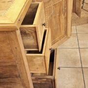 Credenza Toscana metà '800 in legno di noce con filetti intarsiati chiaroscuro. Mobili antichi Siena e Firenze (7)