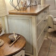 Comò Toscano in legno di tiglio massello bicolore a tre cassetti. Arredamento classico contemporaneo Siena e Firenze (12)