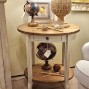 Tavolino ovale in legno di tiglio massello bicolore laccato anticato. Arredamento classico contemporaneo Siena e Firenze (10)