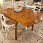 Tavolo Toscano in legno di noce nazionale massello anticato piallato a mano piano filetto intarsiato Bois de Rose. Arredamento classico contemporaneo Siena e Firenze (8)