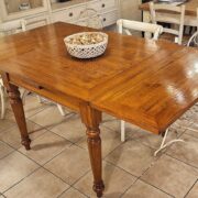 Tavolo Toscano in legno di noce nazionale massello anticato piallato a mano piano filetto intarsiato Bois de Rose. Arredamento classico contemporaneo Siena e Firenze (9)