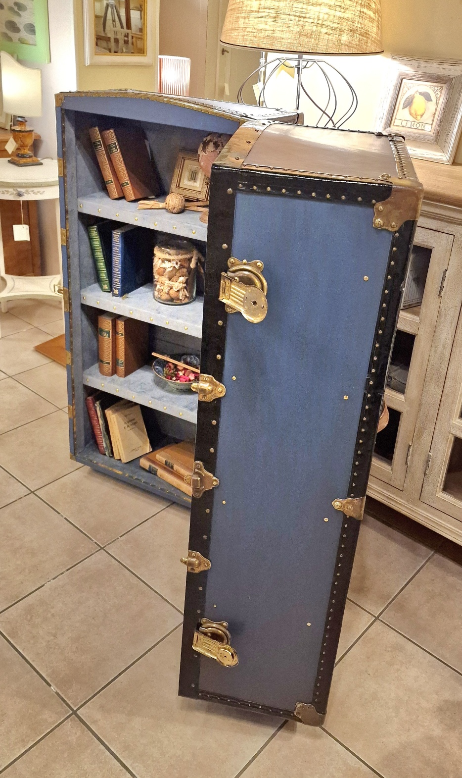 Baule antico da viaggio metà '800 restaurato. Mobili antichi Siena e Firenze (10)