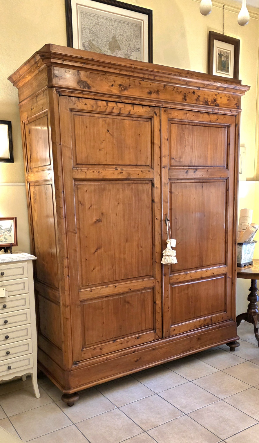 Armadio Toscano metà '800 in legno di cipresso a bugne diamantate. Mobili antichi Siena e Firenze. 7